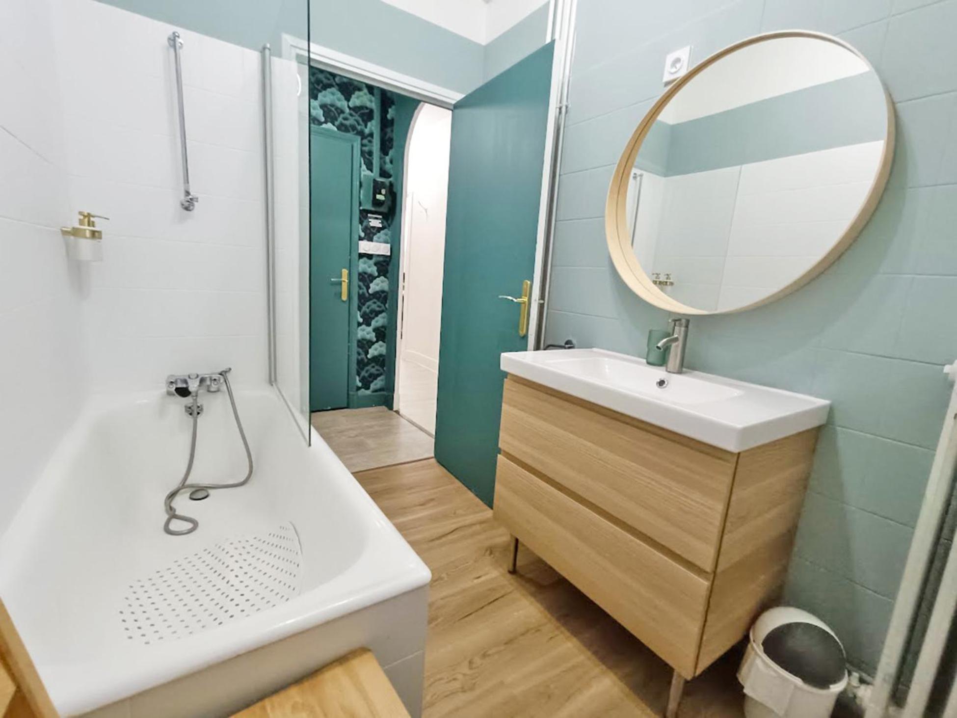 Apartamento Le Telecab', T5, Wifi, Cave, Ascenseur, 8 Personnes Bagnères-de-Luchon Exterior foto